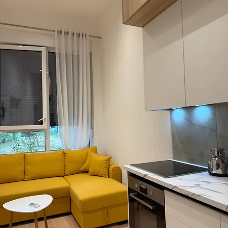 Apartman Kontakt *