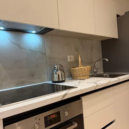 Apartamento Kontakt *